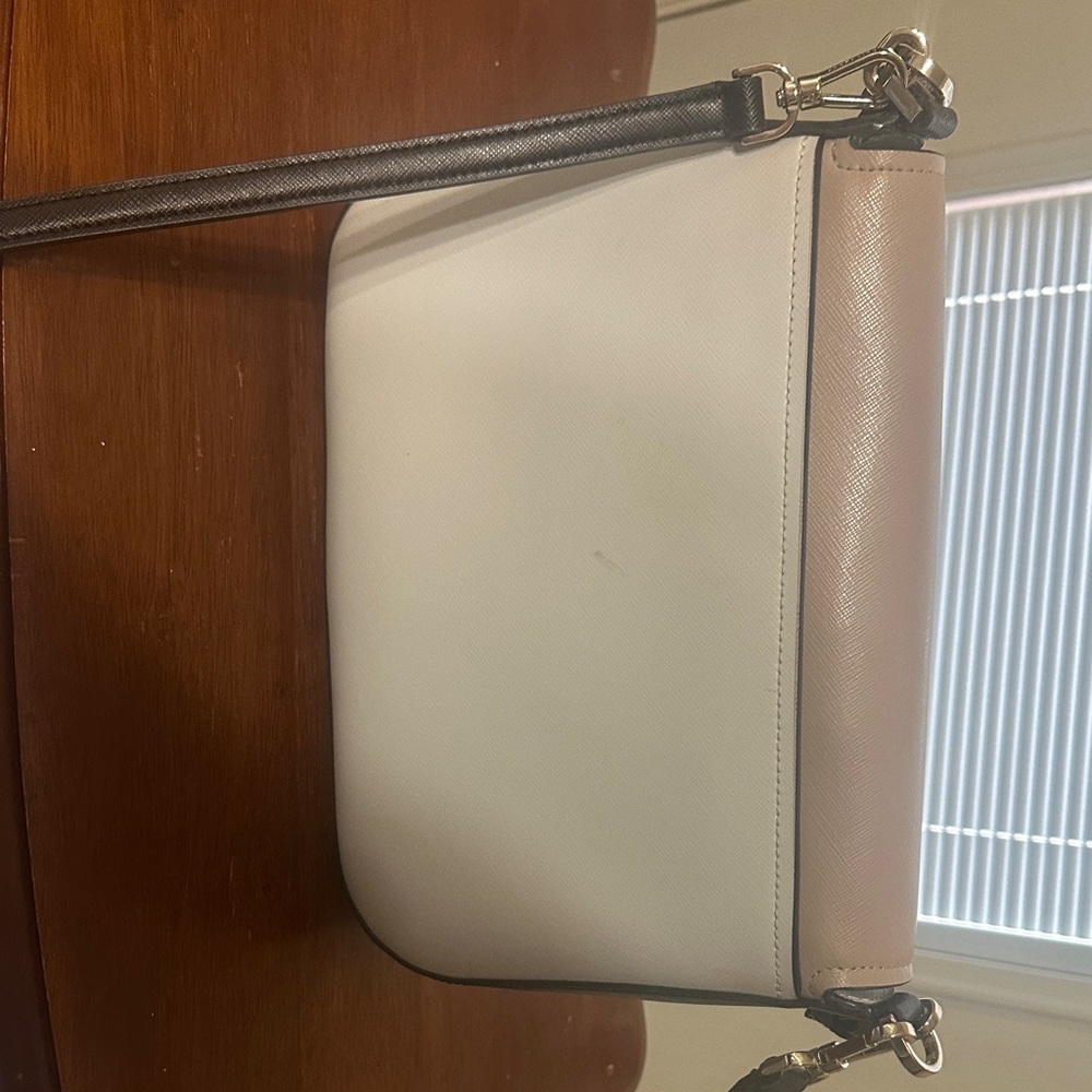 Kate Spade Tan and White Shoulder Bag - Picture 2 of 4